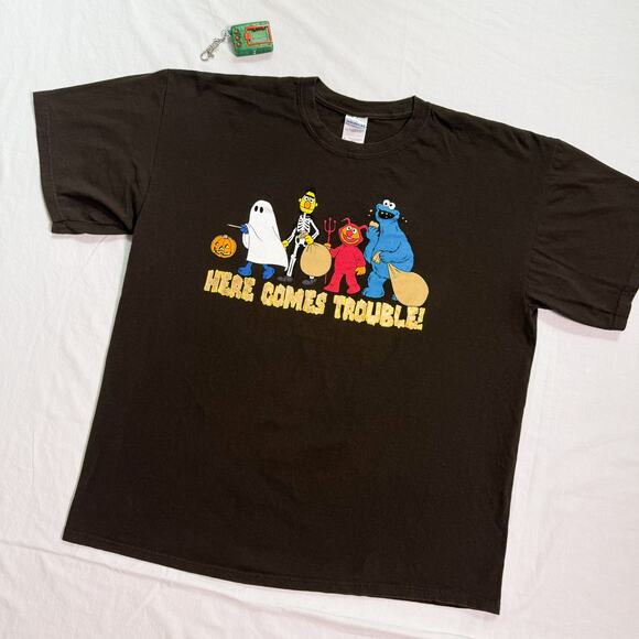 Y2K Sesame Street Halloween T-Shirt - XL - Picture 1 of 4